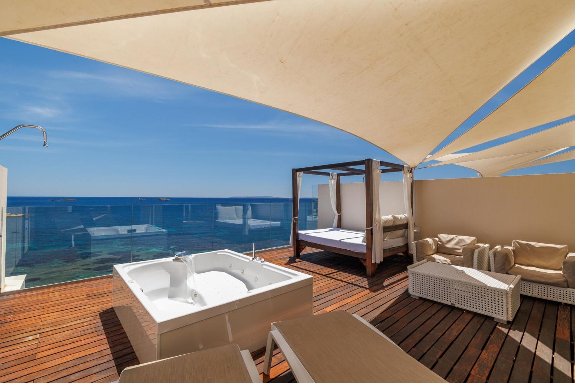 Hotel Torre Del Mar - Ibiza Плая ден Боса Екстериор снимка